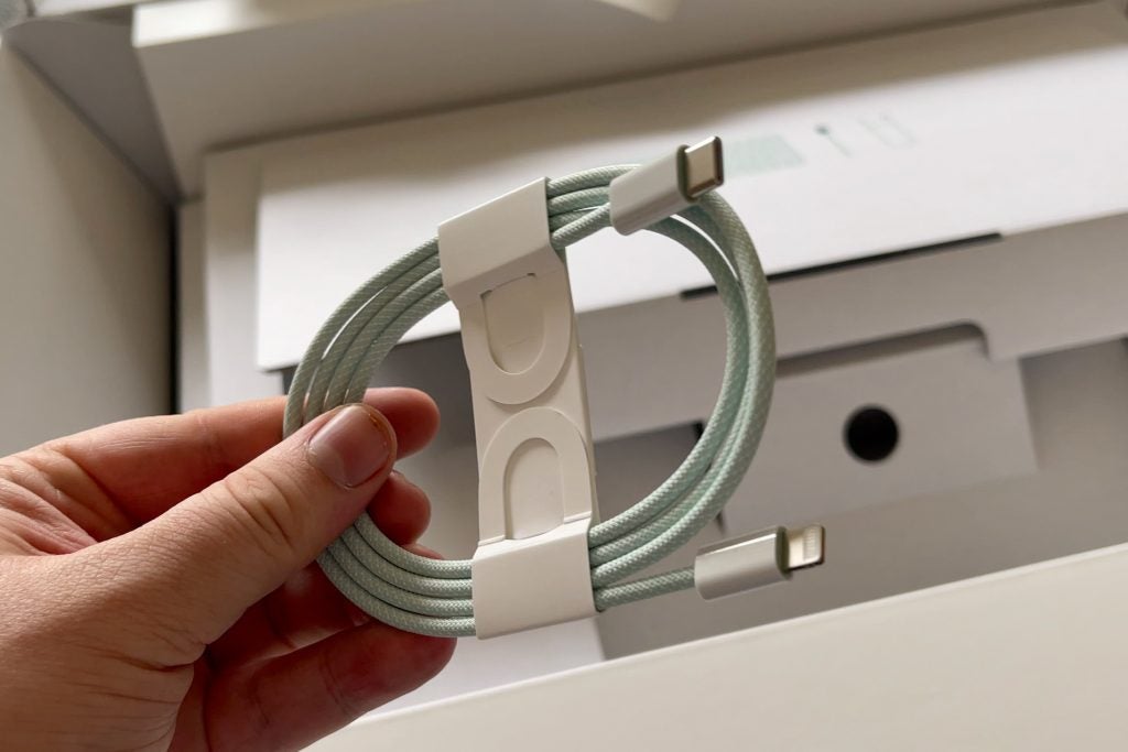 Cable USB-C a Lightning trenzado para iMac de 24 pulgadas