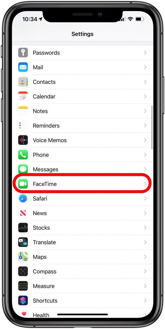 Toque FaceTime en la configuración de su iPhone