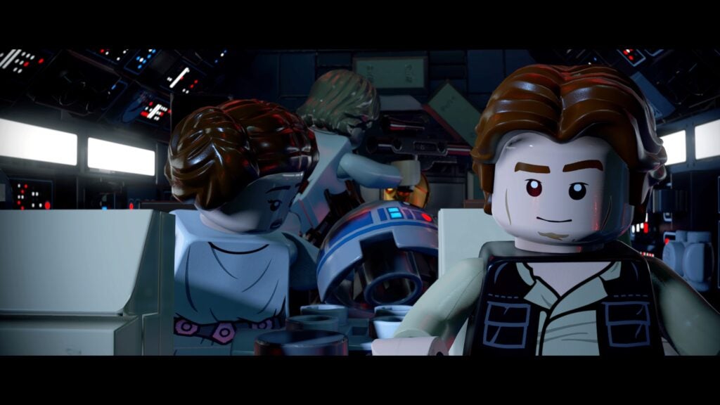 Han Solo, la Princesa Leia, R2D2 y Luke Skywalker a bordo del Halcón Milenario