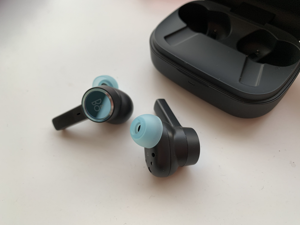 Auriculares Bang and Olufsen Beoplay EX