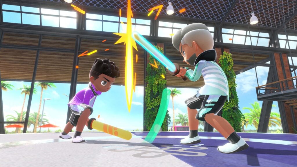 Dos jugadores peleando en Chambara en Nintendo Switch Deportes