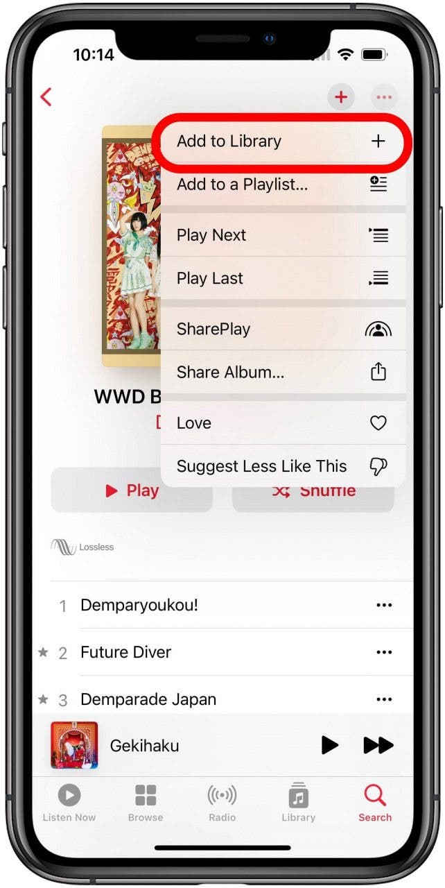 Aplicación Apple Music con el menú de tres botones de puntos para un álbum abierto y Agregar a la biblioteca marcado.