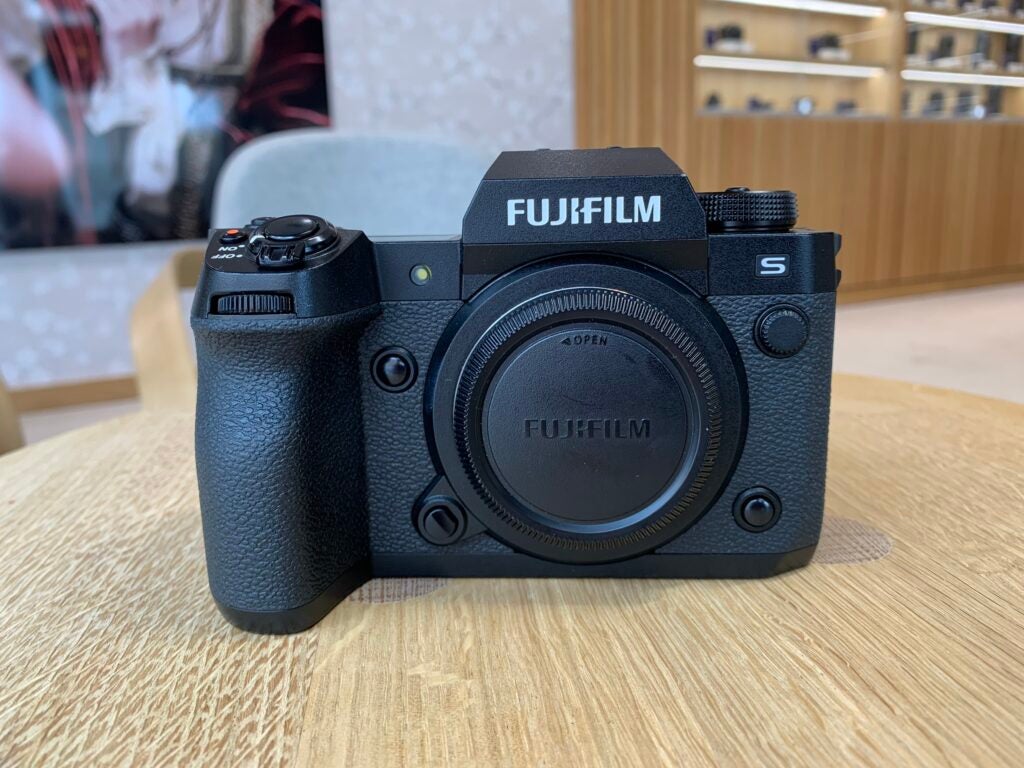 Frontal Fujifilm X-H2S