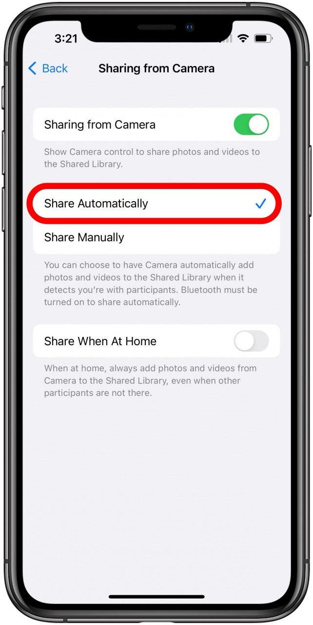 Biblioteca de fotos compartidas Compartir desde la configuración de la cámara con la opción Compartir automáticamente marcada.