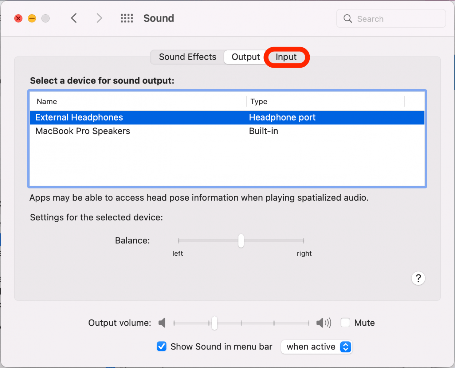 Para cambiar la entrada de sonido, haga clic en Entrada.