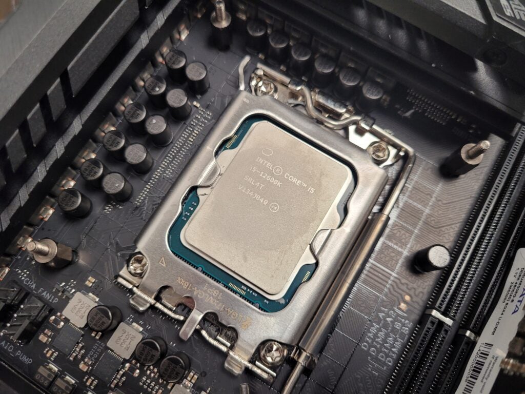 Procesador Intel Core i5-12600K 