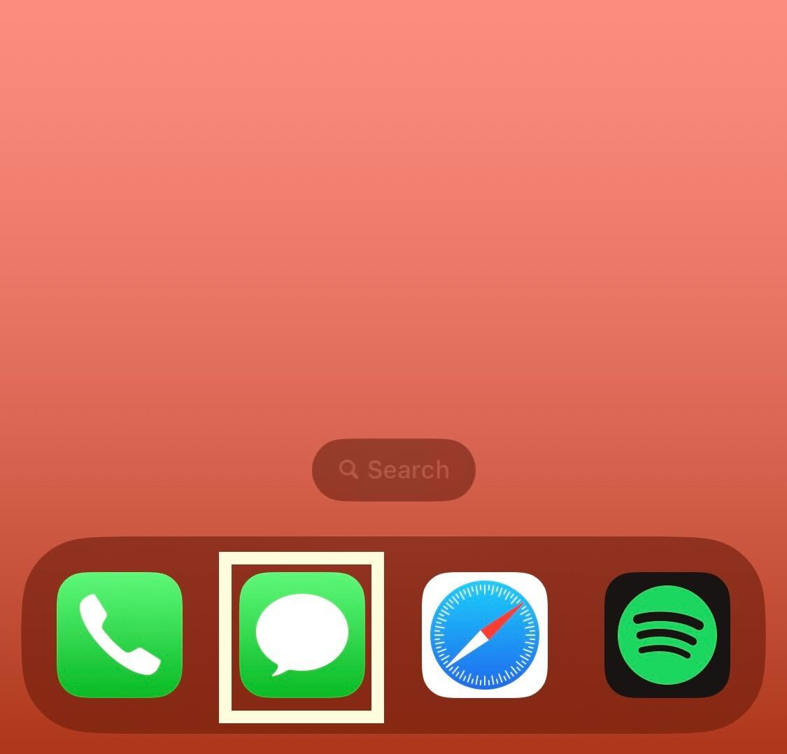 Aplicación de mensajes en iOS 16