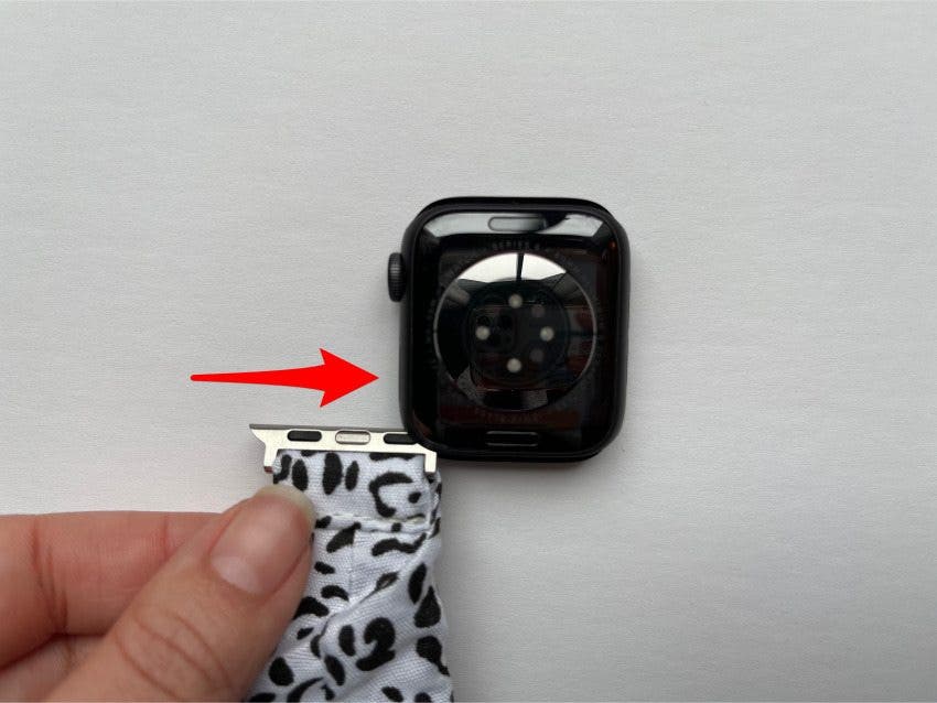 Cómo ponerse la correa del Apple Watch
