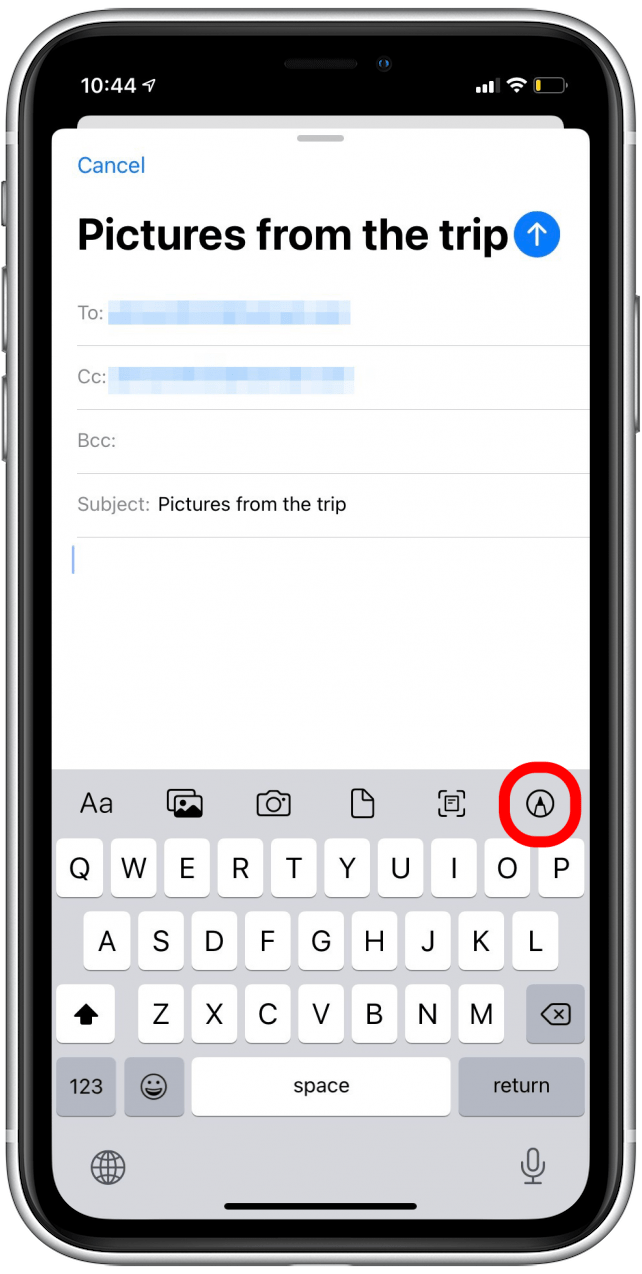 Toque el icono Marcar para marcar un archivo adjunto de correo electrónico