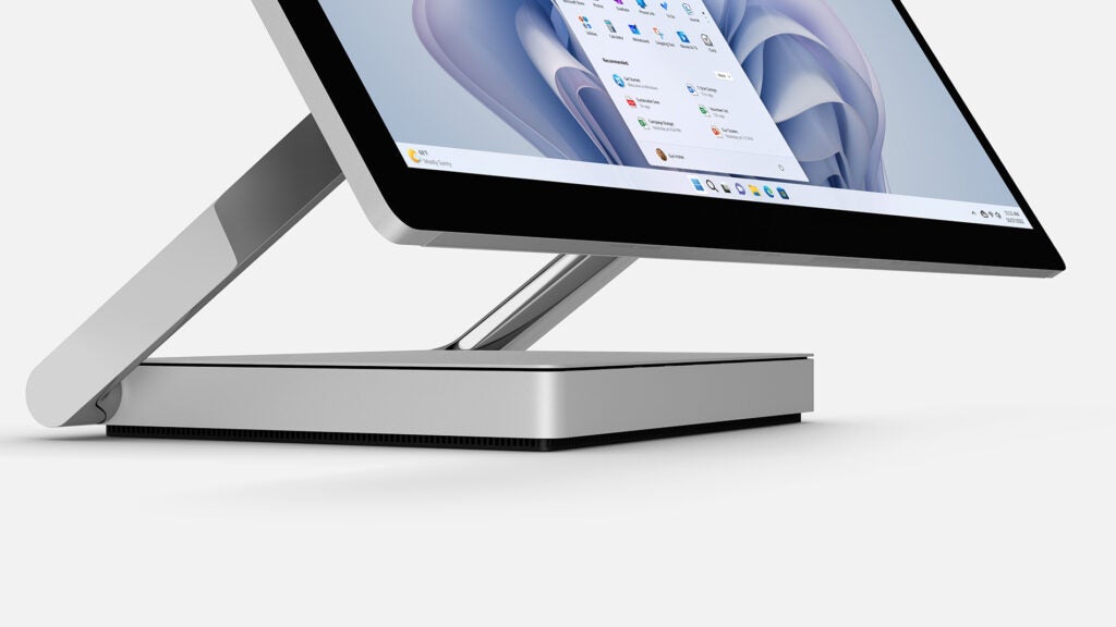 El diseño de bisagra de Surface Studio 2+