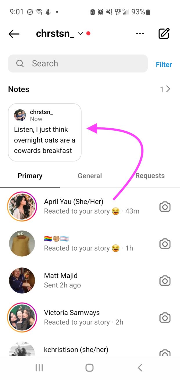 Notas de Instagram encontradas en la bandeja de entrada arriba de los mensajes directos
