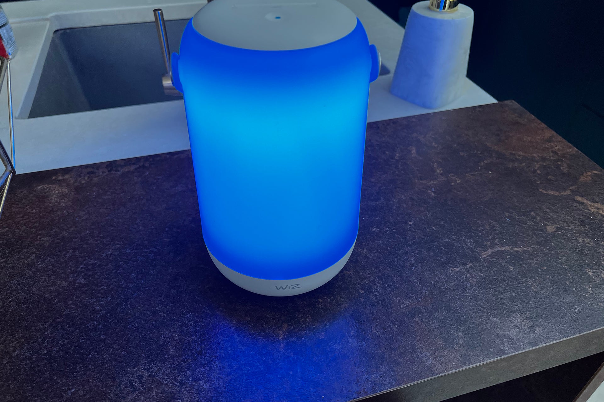 WiZ Luminaria Móvil Portátil Azul Claro