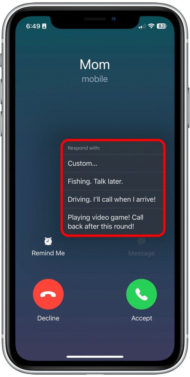 ¡Ahora puede seleccionar una de sus respuestas de texto personalizadas!  Enviará automáticamente ese texto a la persona que llama cuando lo toque.