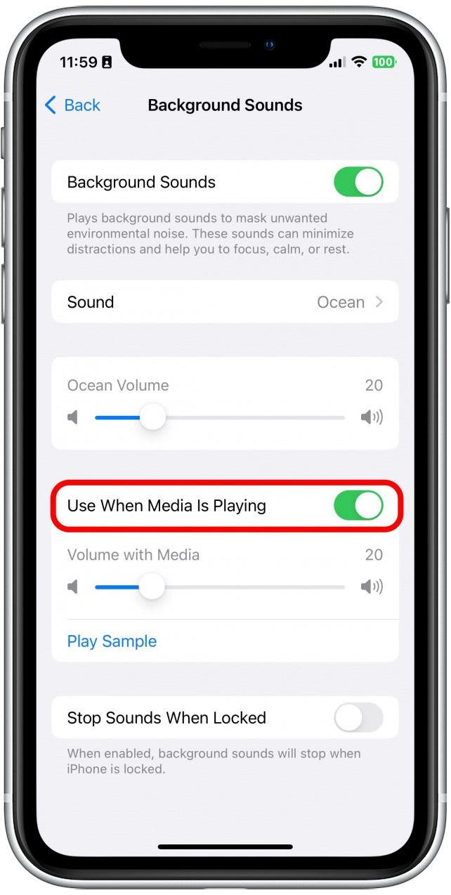 También puede activar Usar cuando se reproducen medios para continuar escuchando el sonido incluso mientras se desplaza por las redes sociales o mira otros videos.