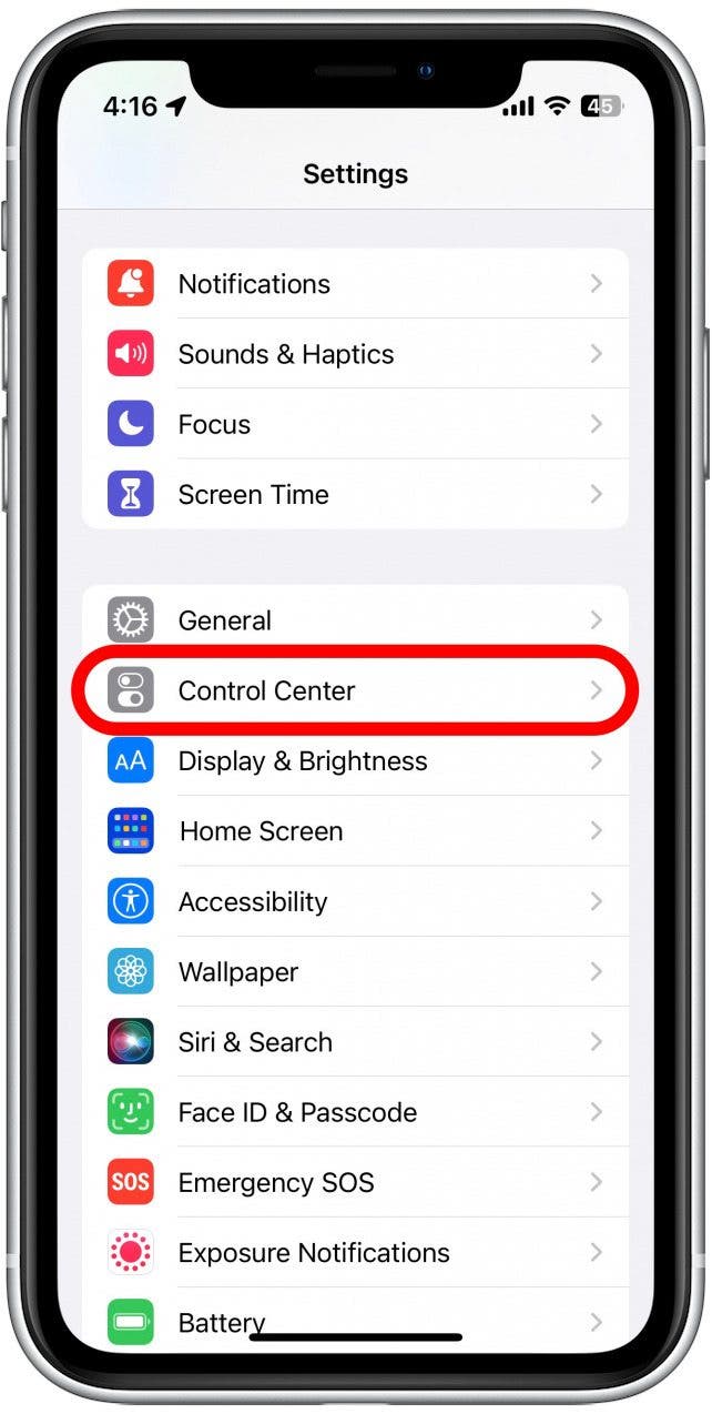 También puede agregar un acceso directo al Centro de control volviendo a su página principal de Configuración y tocando Centro de control.