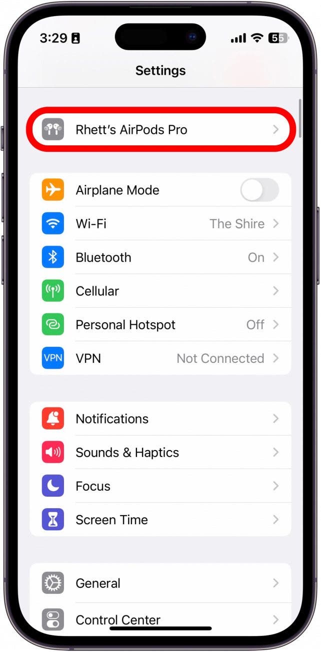 Con sus AirPods conectados a su iPhone, abra la aplicación Configuración y toque sus AirPods.
