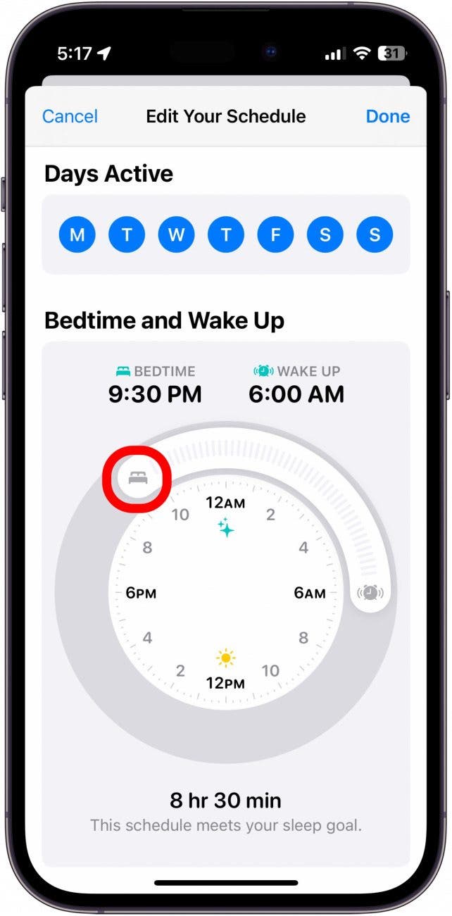 captura de pantalla del horario de sueño del iPhone con el control deslizante de la hora de acostarse en un círculo rojo