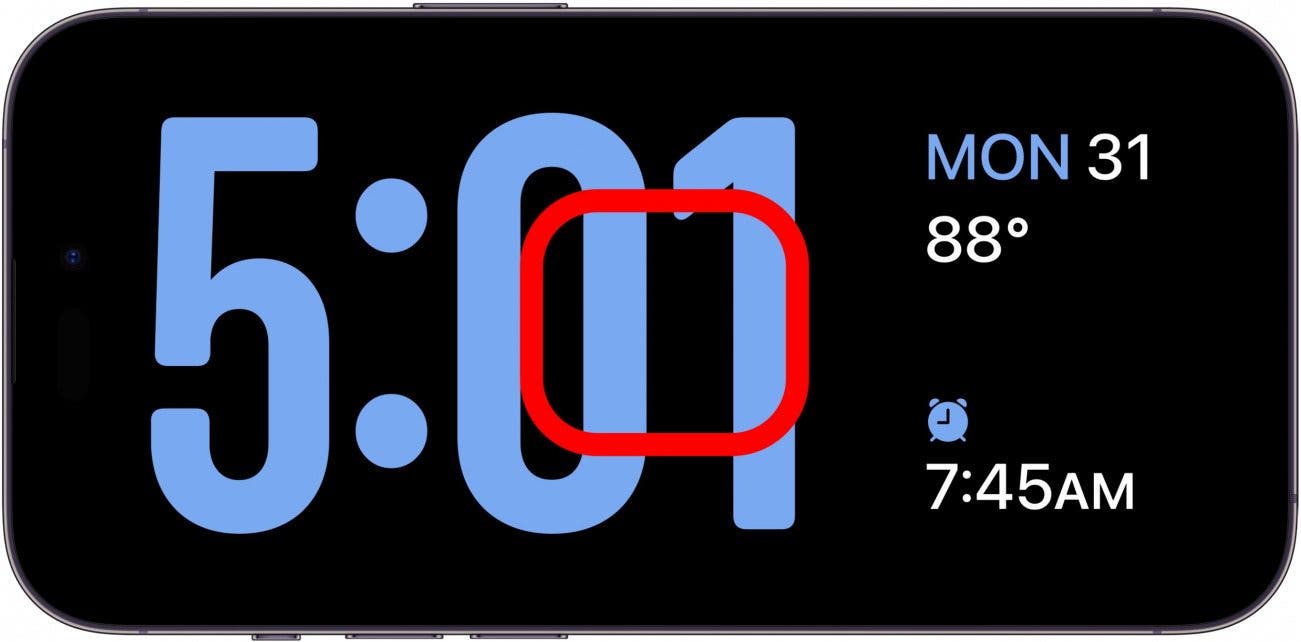 pantalla de reloj de espera del iPhone con un cuadro rojo en el centro de la pantalla, que indica que se debe tocar y mantener presionada la pantalla