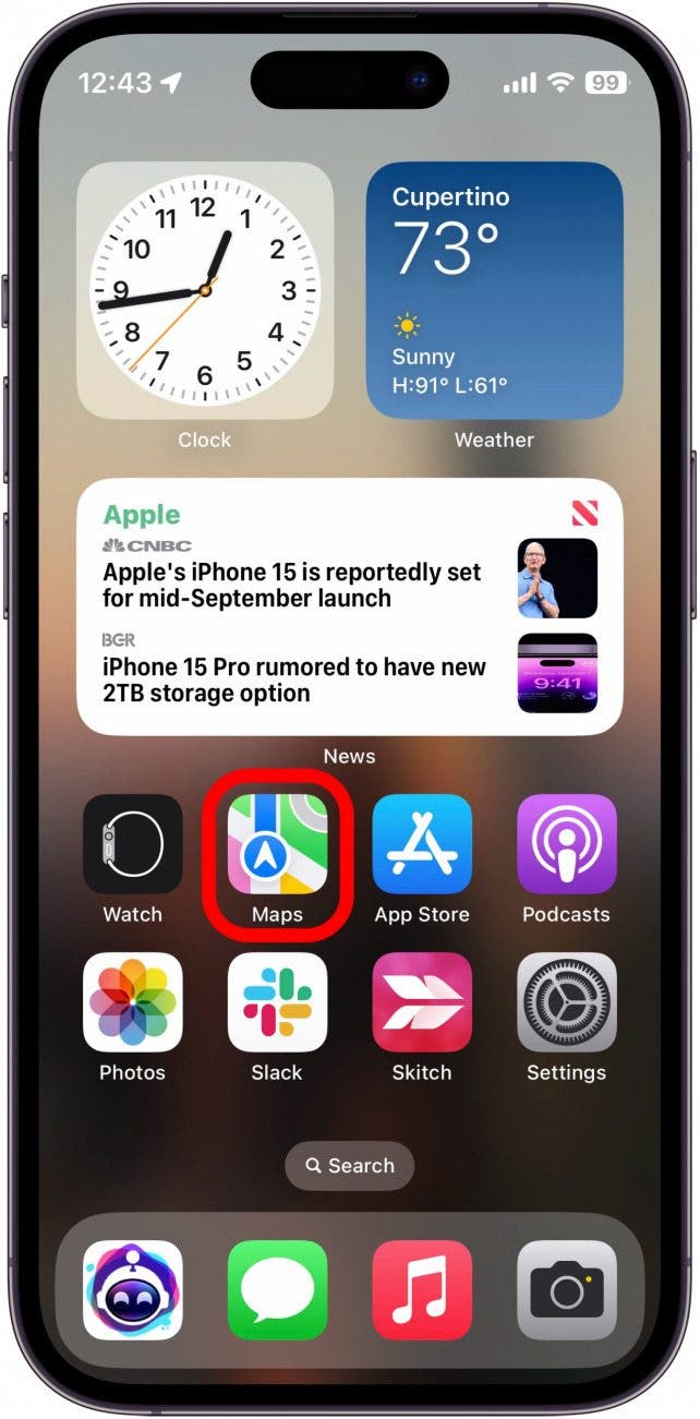 pantalla de inicio del iphone con la aplicación de mapas en un círculo rojo