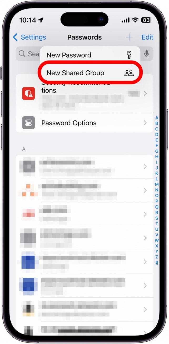 Configuración de contraseña de iPhone con un nuevo botón de grupo compartido con un círculo rojo