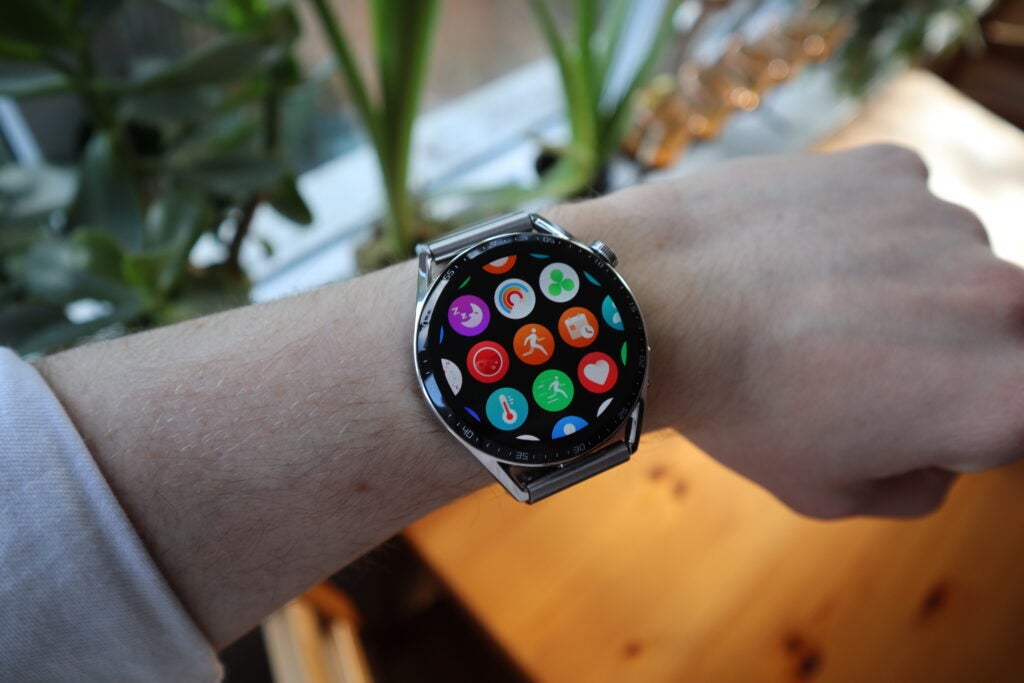 La bandeja de aplicaciones HarmonyOS en el Huawei Watch GT 3