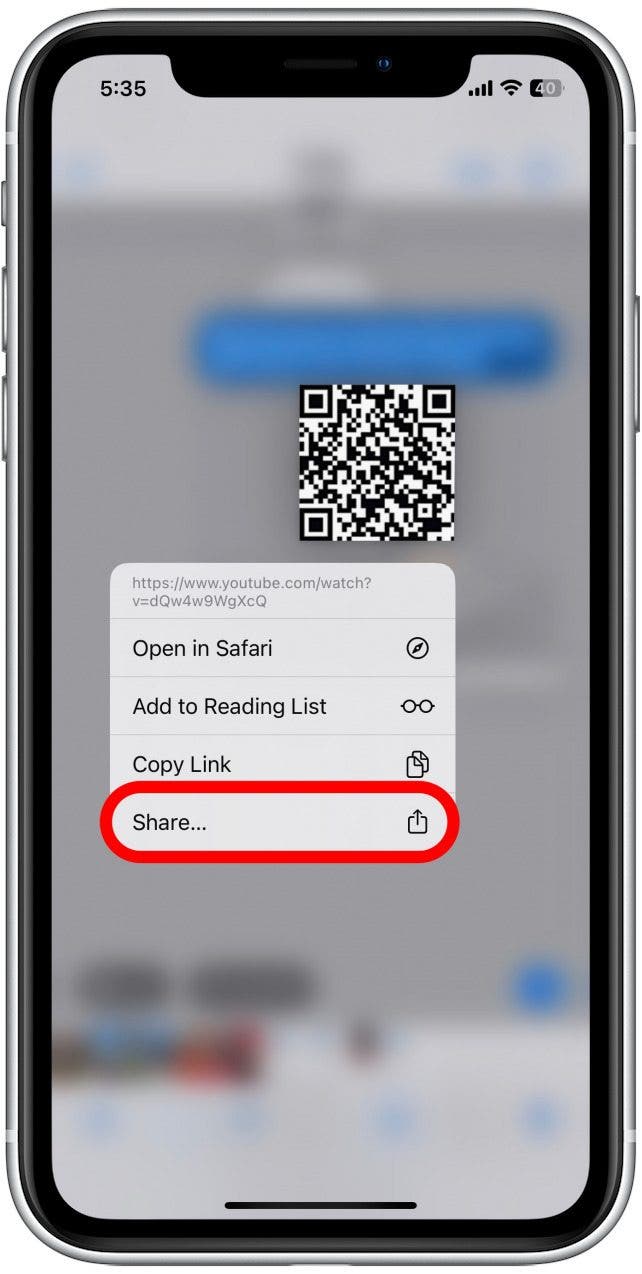 Toque Compartir si desea enviar la información del código QR a otra persona.