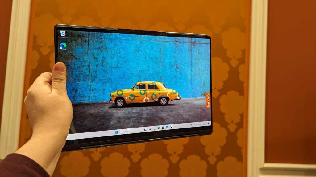 Lenovo Yoga 9i 2 en 1 (2024) en modo tableta