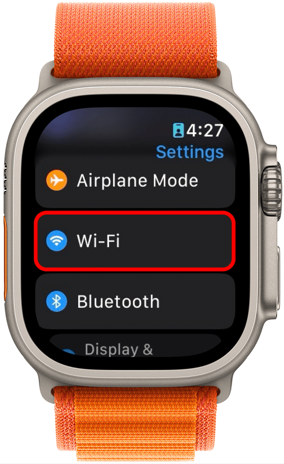 Configuración del Apple Watch con Wi-Fi en un círculo rojo