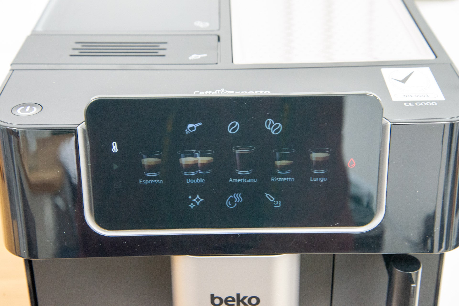 Controles de varilla de vapor para máquina de café en grano Beko CaffeExperto