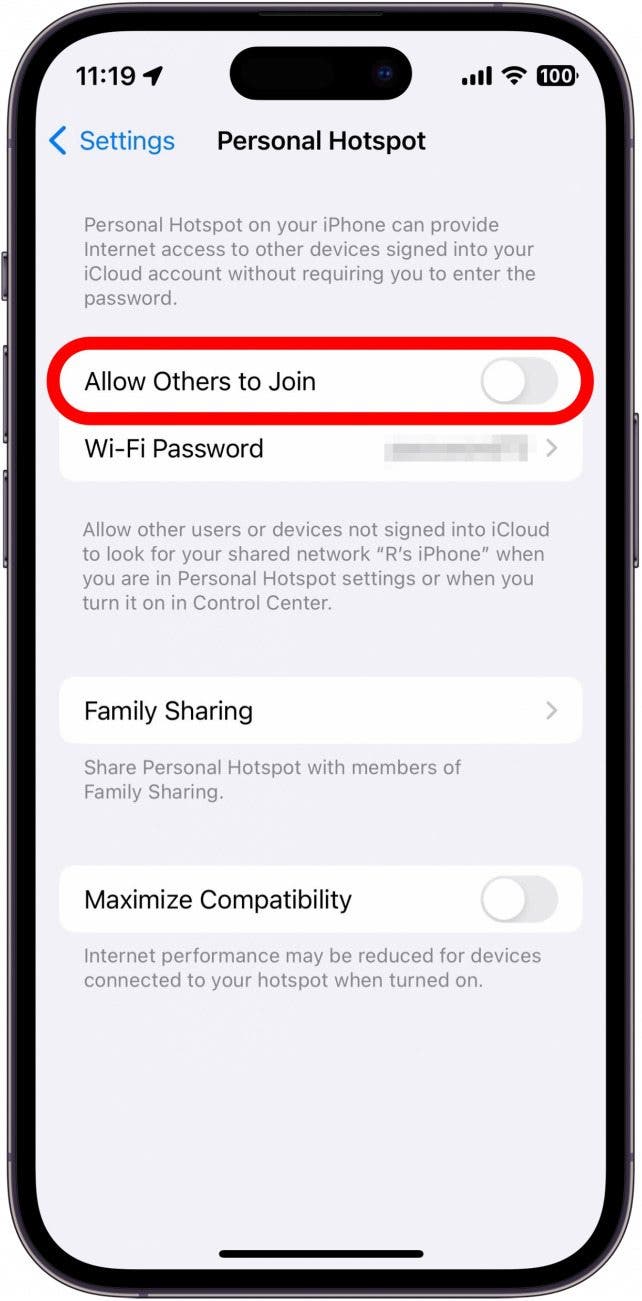 configuración del punto de acceso del iPhone con la opción permitir que otros se unan en un círculo rojo