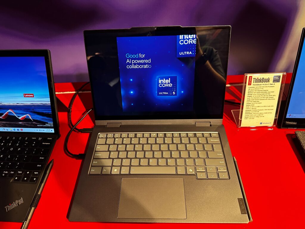 Vista frontal del Lenovo ThinkBook 14 2 en 1 Gen 4