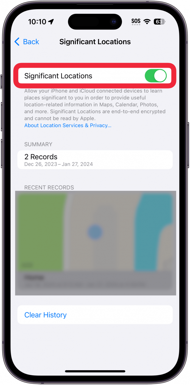 alternar configuración de ubicación importante del iPhone con un cuadro rojo alrededor de ubicaciones importantes