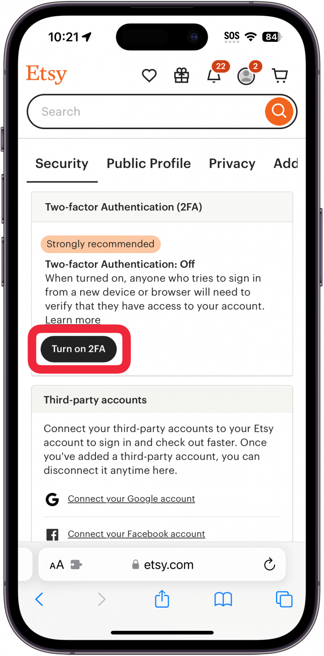 iPhone Safari que muestra la configuración de seguridad de la cuenta de Etsy con un cuadro rojo alrededor del botón 2FA