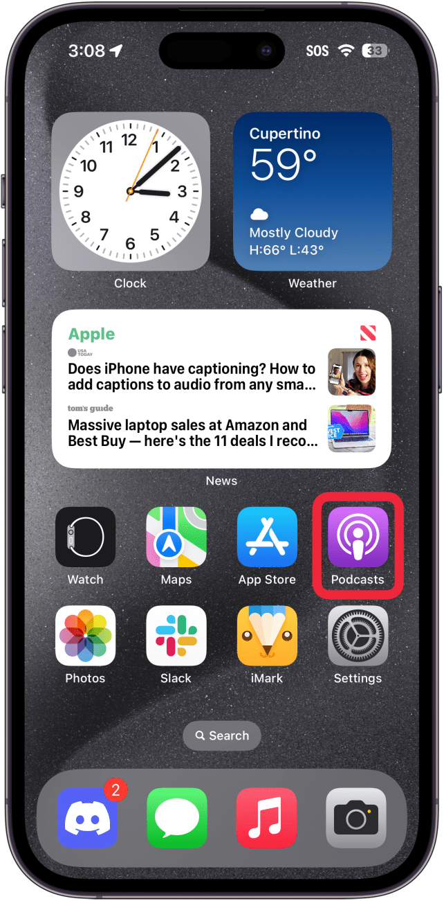 Pantalla de inicio del iPhone con un cuadro rojo alrededor de la aplicación de podcasts.