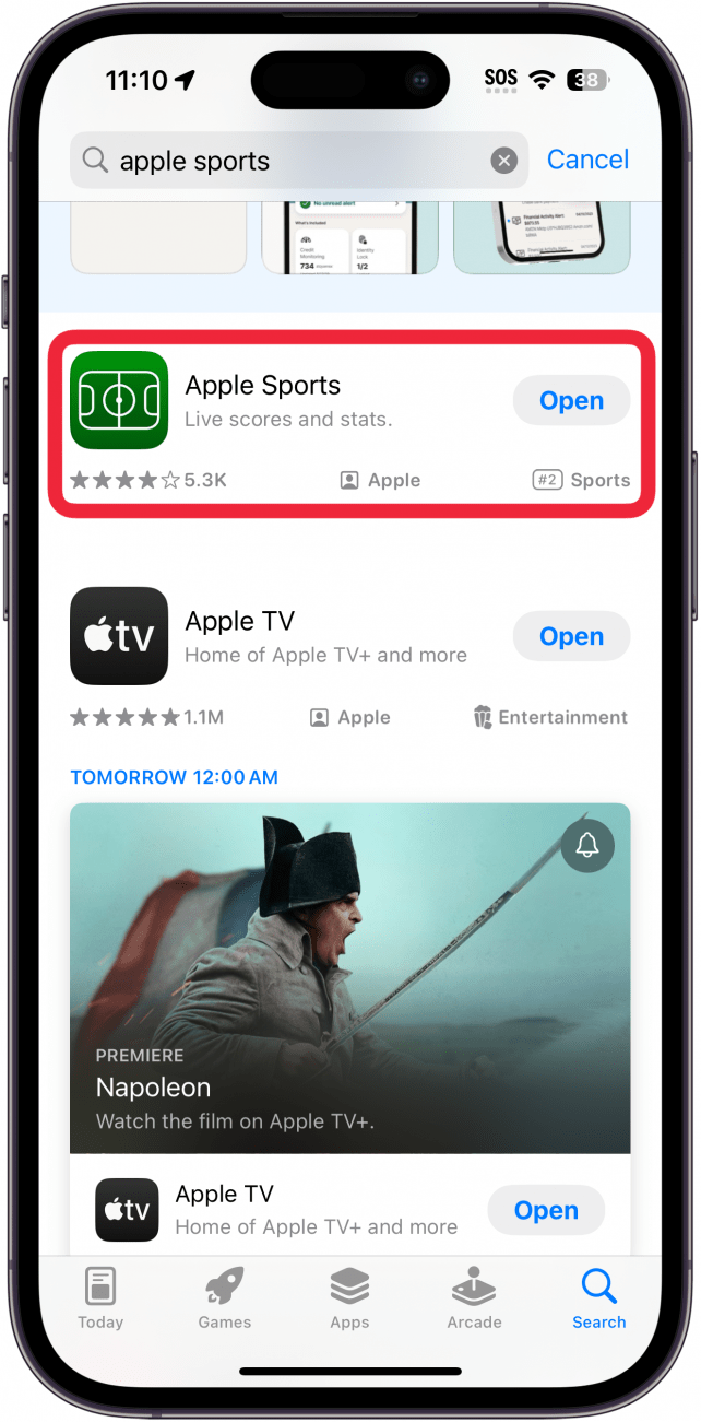 Resultados de búsqueda de la tienda de aplicaciones de iPhone con un cuadro rojo alrededor de la aplicación de deportes.