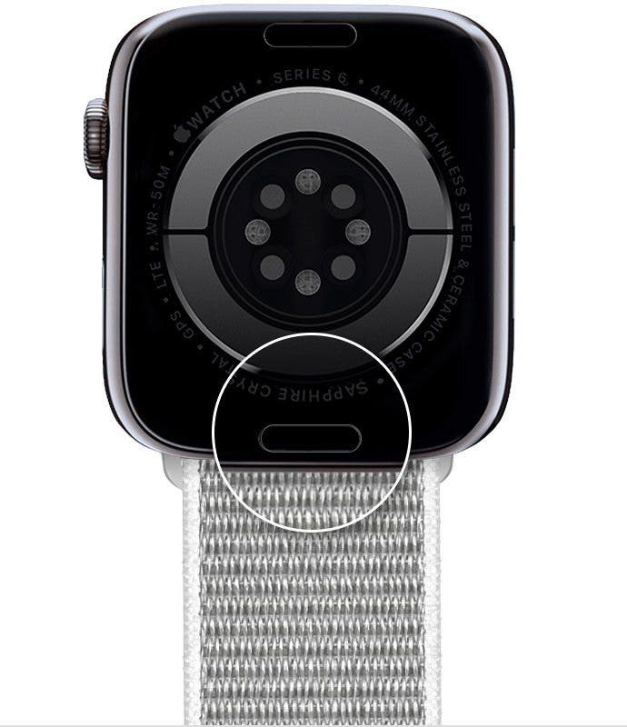 Presione el botón de liberación de la correa del Apple Watch para quitar la correa del Apple Watch.